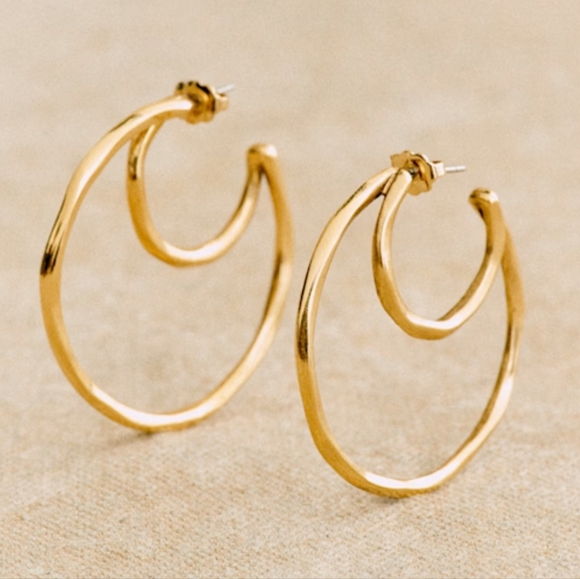 Sezane Chiara Hoop Earrings, VGUC, Sold Out, Quiet Luxury, French Chic - Picture 3 of 6
